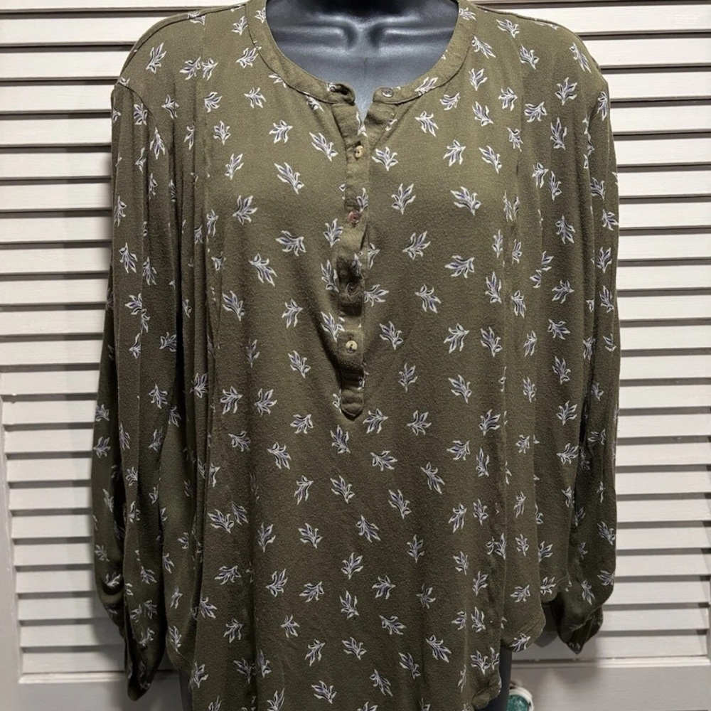 Lucky Brand Khaki Floral Top